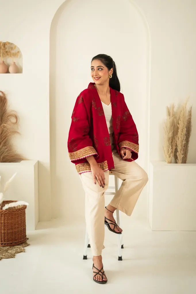 Red Yoru Kimono (4).webp